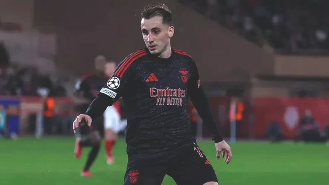 kerem-akturkoglu-transferinde-sok-gelisme-benfica-hocasi-acikladi-fenerbahce-hayalleri-sona-mi-eriyor-jpg-1.jpeg